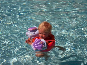 Izzie learned to swim on her own